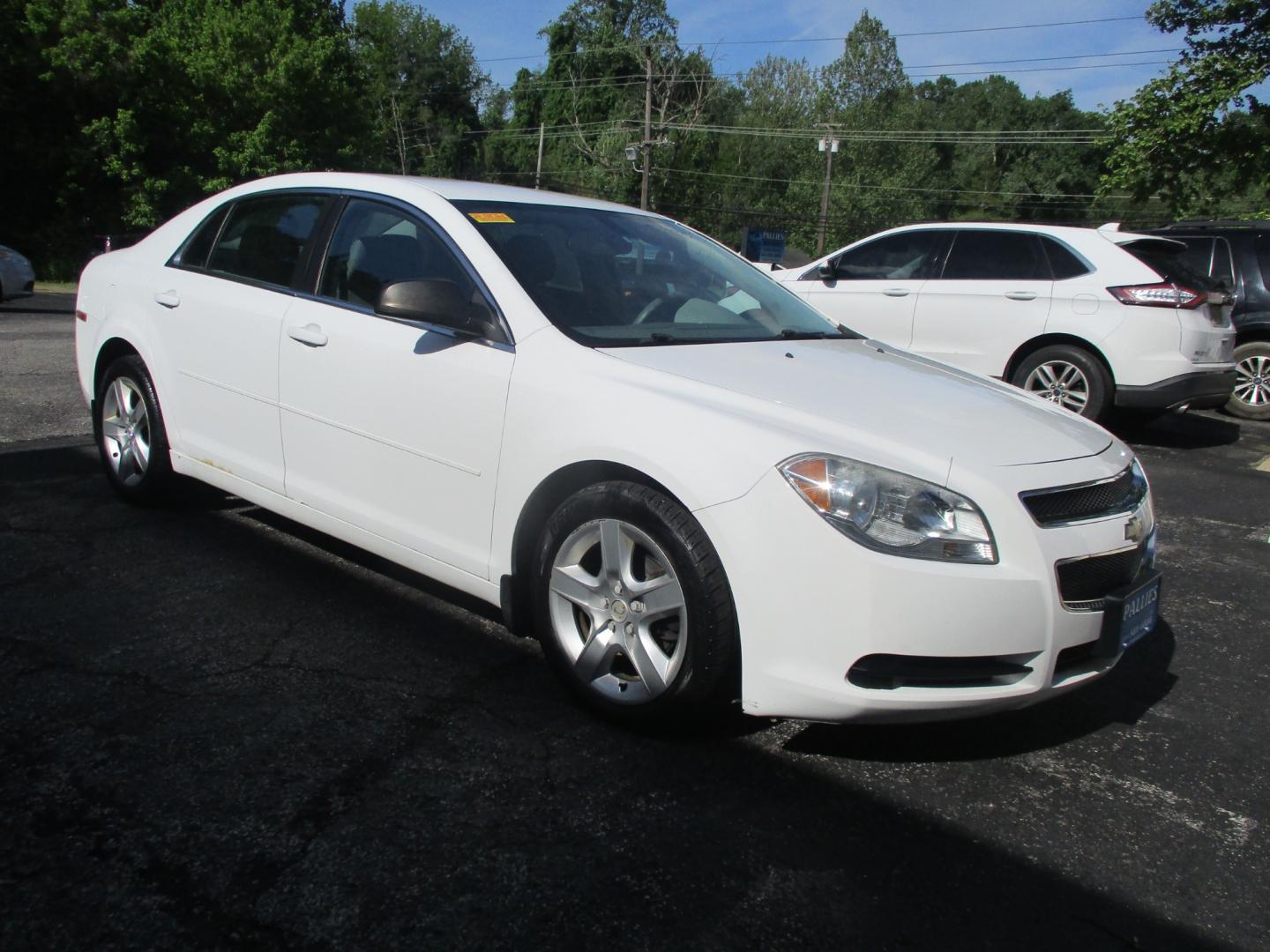 2012 WHITE Chevrolet Malibu (1G1ZB5E08CF) , AUTOMATIC transmission, located at 540a Delsea Drive, Sewell, NJ, 08080, (856) 589-6888, 39.752560, -75.111206 - Photo#8